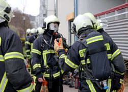 Nach Brand In Jena Feuer Zerstoert Wohnung Komplett 01